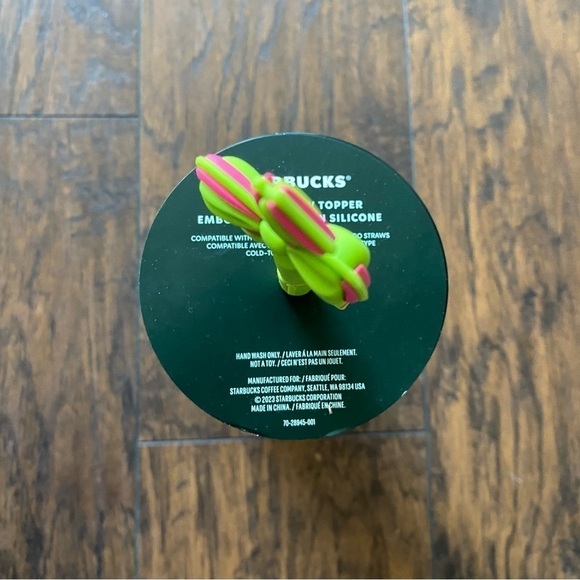 Starbucks Christmas 2023 Velvet Tumbler with Straw Topper - Picture 7 of 7